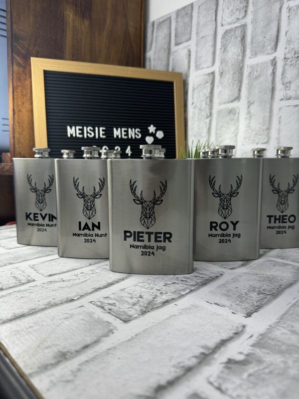 8oz Metal Hip Flask (230ml) - Image 5