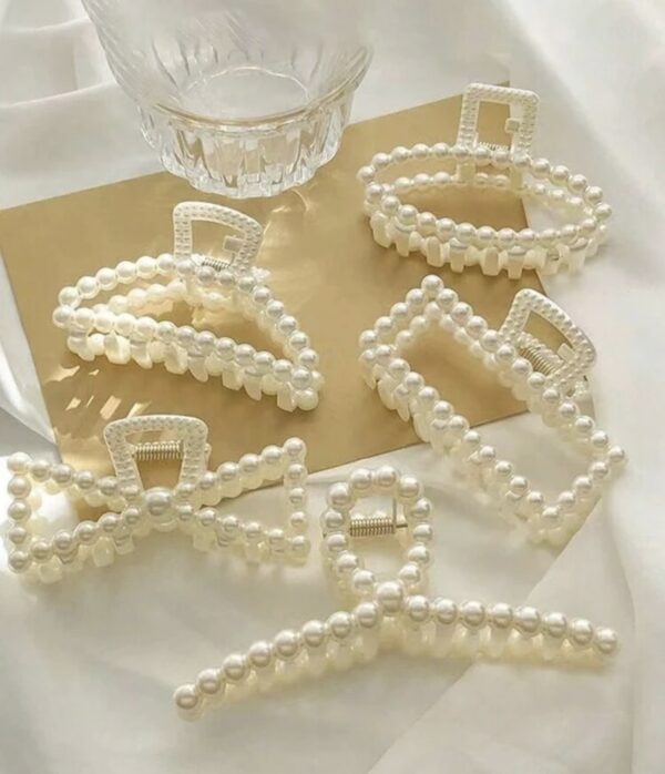 Pearl Decor Hair Clips