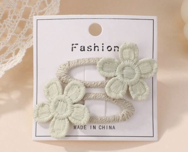 Embroidered Flower Kids Hair clips - Image 9