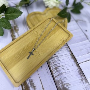 Paperclip Necklace with Cross Pendant Silver